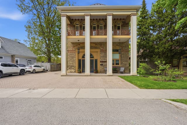 Detached at 160 Bruce Street, London South, ON N6C 1H1