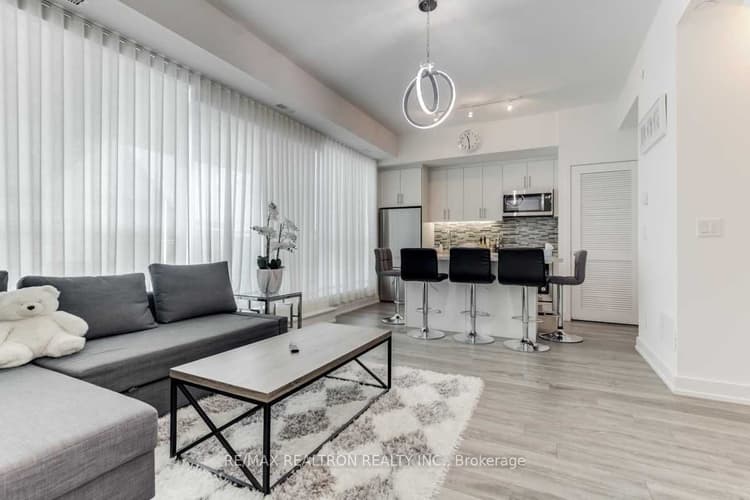 289 Broward Way
