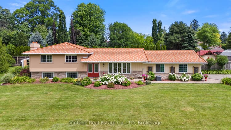 1841 Sunset Lane