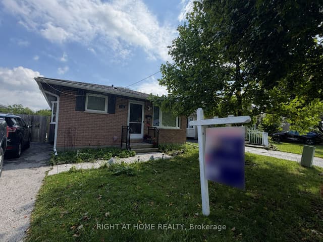 Detached at 110 MURIEL Crescent, London South, ON N6E 2K5