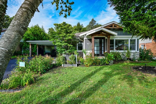 Detached at 351 Reynolds Road, London South, ON N6K 2P5
