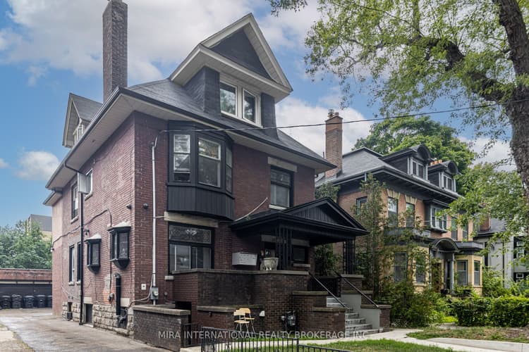 11 Laxton Avenue