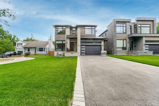 Detached at 3118 Given Road, Mississauga, ON L5A 2N3