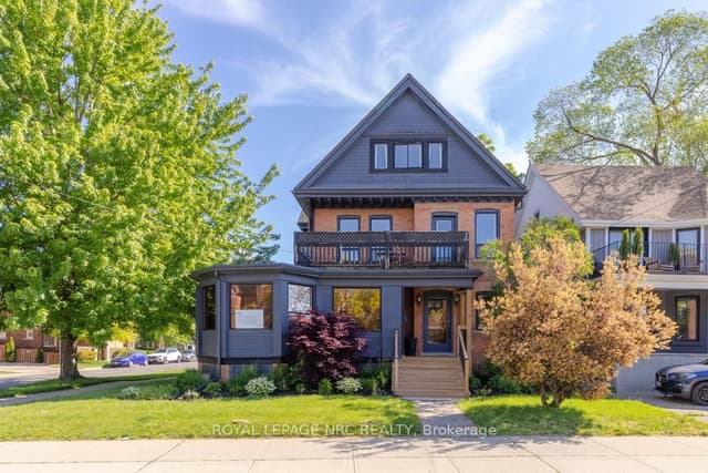 Triplex at 58 Ontario Street, St. Catharines, ON L2R 5J4