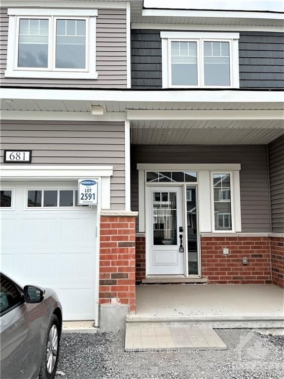 681 ALLIED Mews