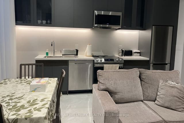 Detached at 125 Florence Avenue A (Lower), Toronto, ON M2N 1G2, Toronto C07