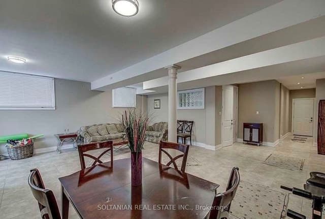 Detached at 90 Grandview Avenue, Markham, ON L3T 1H4
