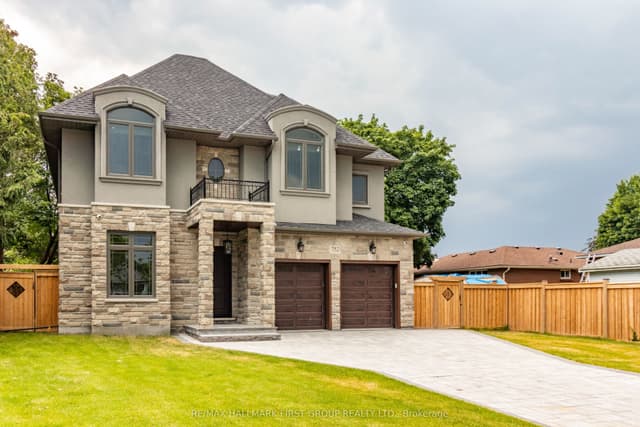 Detached at 752 Hillview Crescent, Pickering, ON L1W 2S1