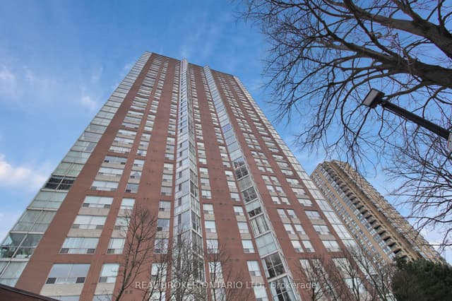 Condo Apartment at 5 Concorde Place 3301, Toronto, ON M3C 3M8, Toronto C13