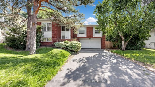 Detached at 7 The Links Road, Toronto, ON M2P 1T4, Toronto C12