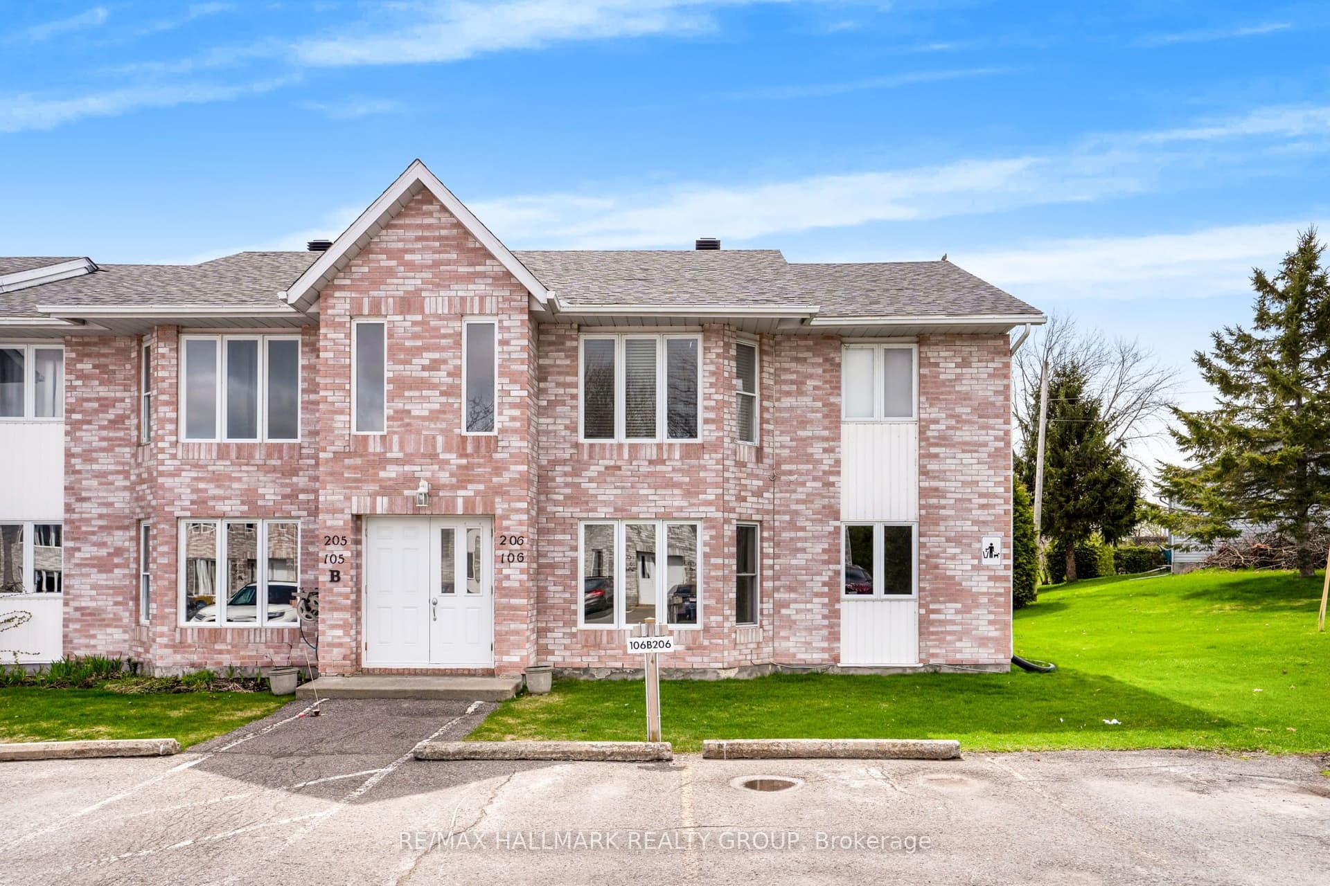 Suite 106B, Unit 106B · 185 Du Comte Rd
