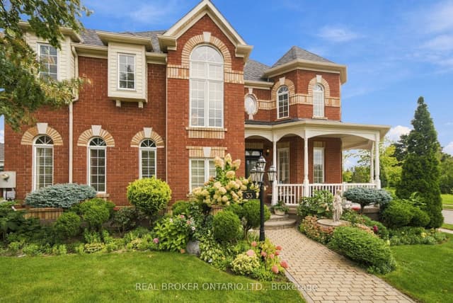 Detached at 33 Pascoe Drive, Markham, ON L6B 1C4