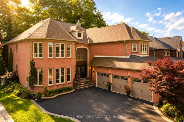 Detached at 48 Carlyle Crescent, Aurora, ON L4G 6P6