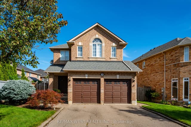 Detached at 40 Sequoia Road, Vaughan, ON L4H 1W6