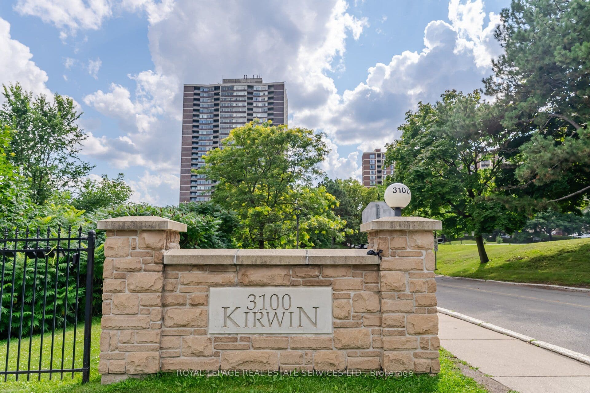 Suite 708 · Floor 7, Unit 708 · 3100 Kirwin Ave