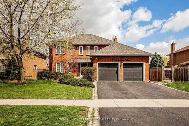 Detached at 2025 Parklane Crescent, Burlington, ON L7M 3V6
