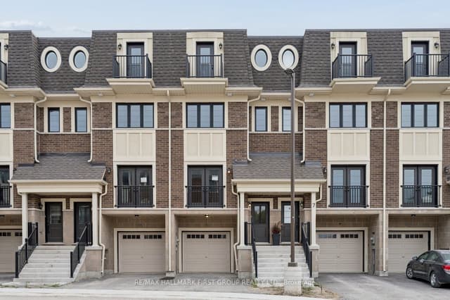 Att/Row/Townhouse at 11 Marret Lane, Clarington, ON L1B 0X2