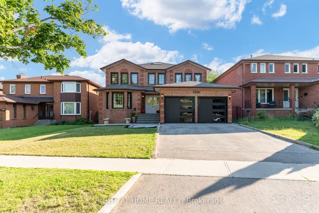 Detached at 2598 Mason Heights, Mississauga, ON L5B 2S2