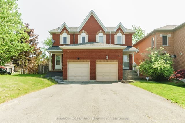 Semi-Detached at 50 Widdifield Avenue, Newmarket, ON L3X 1Z4