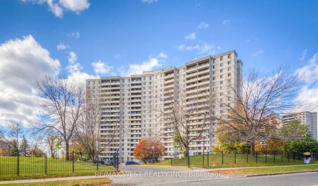 Condo Apartment at 5 San Romano Way 1510, Toronto, ON M3N 2Y4, Toronto W05