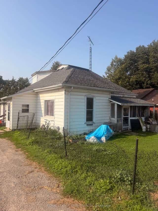 Semi-Detached at 48 Sovereen Street, Norfolk, ON N4B 1L5