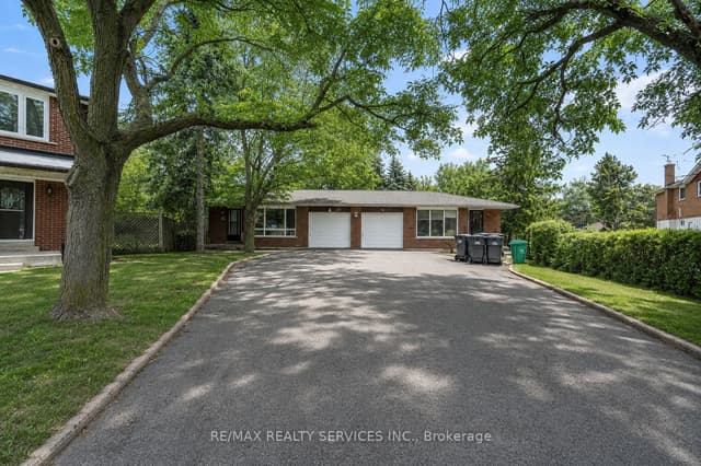 Semi-Detached at 70 Montjoy Crescent, Brampton, ON L6S 3E7
