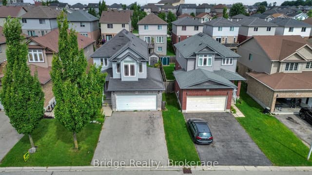 Detached at 880 Frontenac Crescent, Woodstock, ON N4V 0A8
