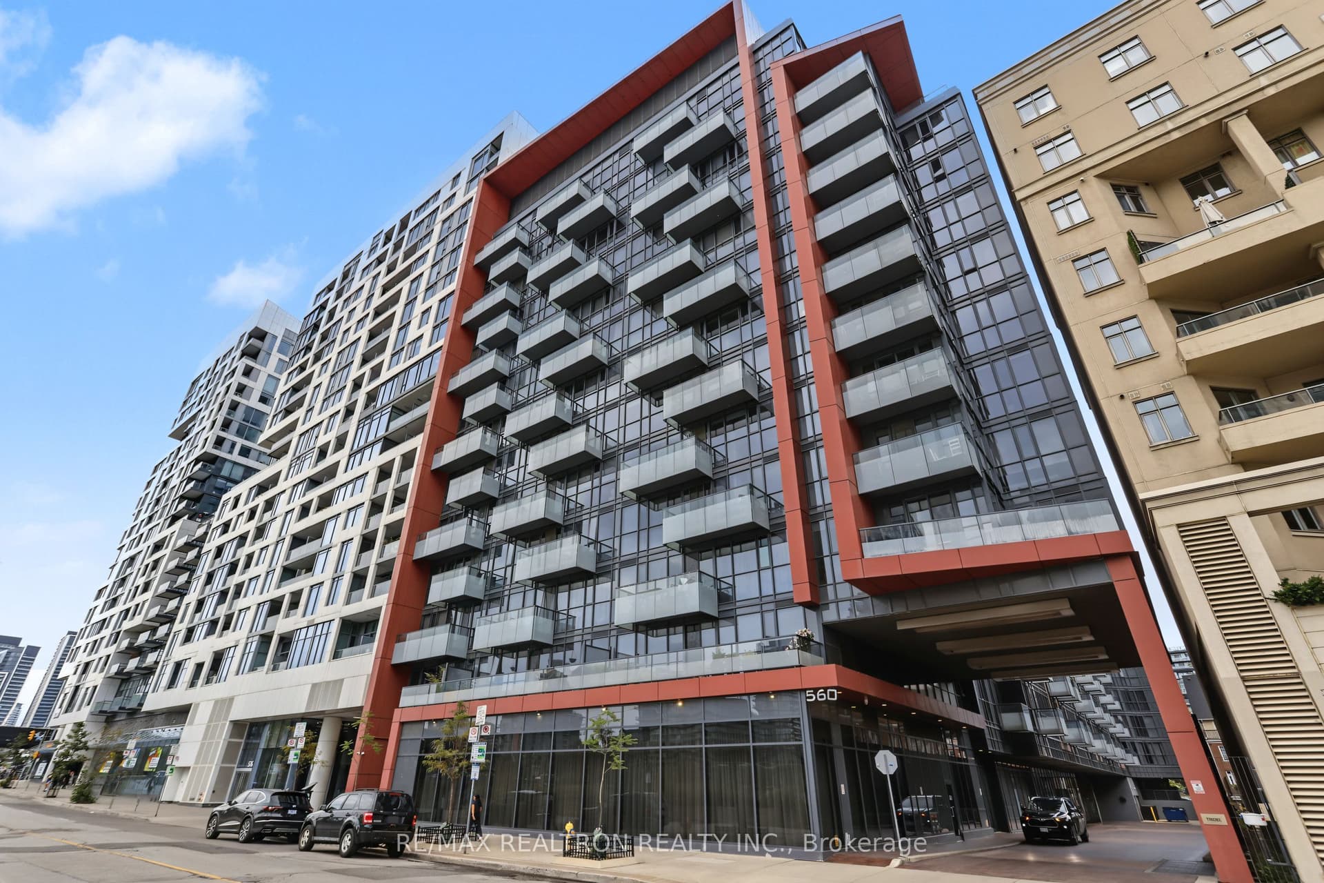 Suite 722 · Floor 7, Unit 722 · 560 Front St W