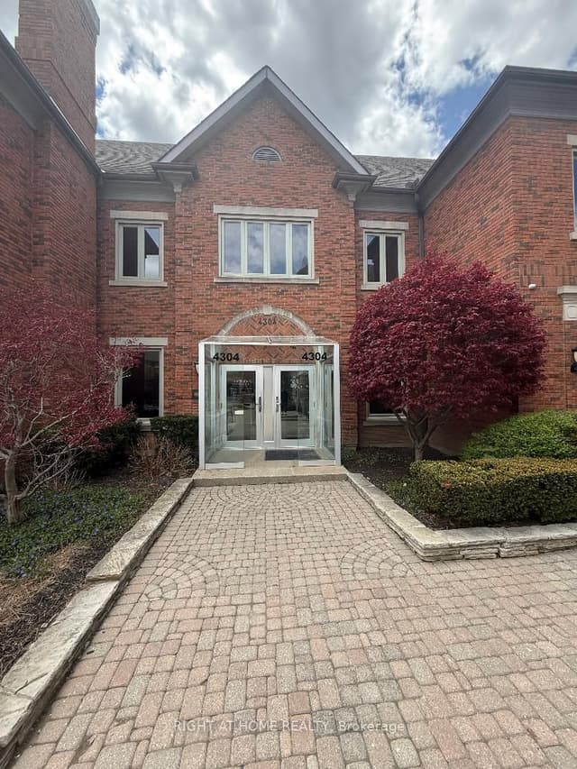 Office at 4304 VILLAGE CENTRE Court LOWER, Mississauga, ON L4Z 1S2
