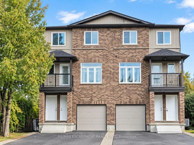 Duplex at 164 Morgan Avenue, Kitchener, ON N2A 3M5