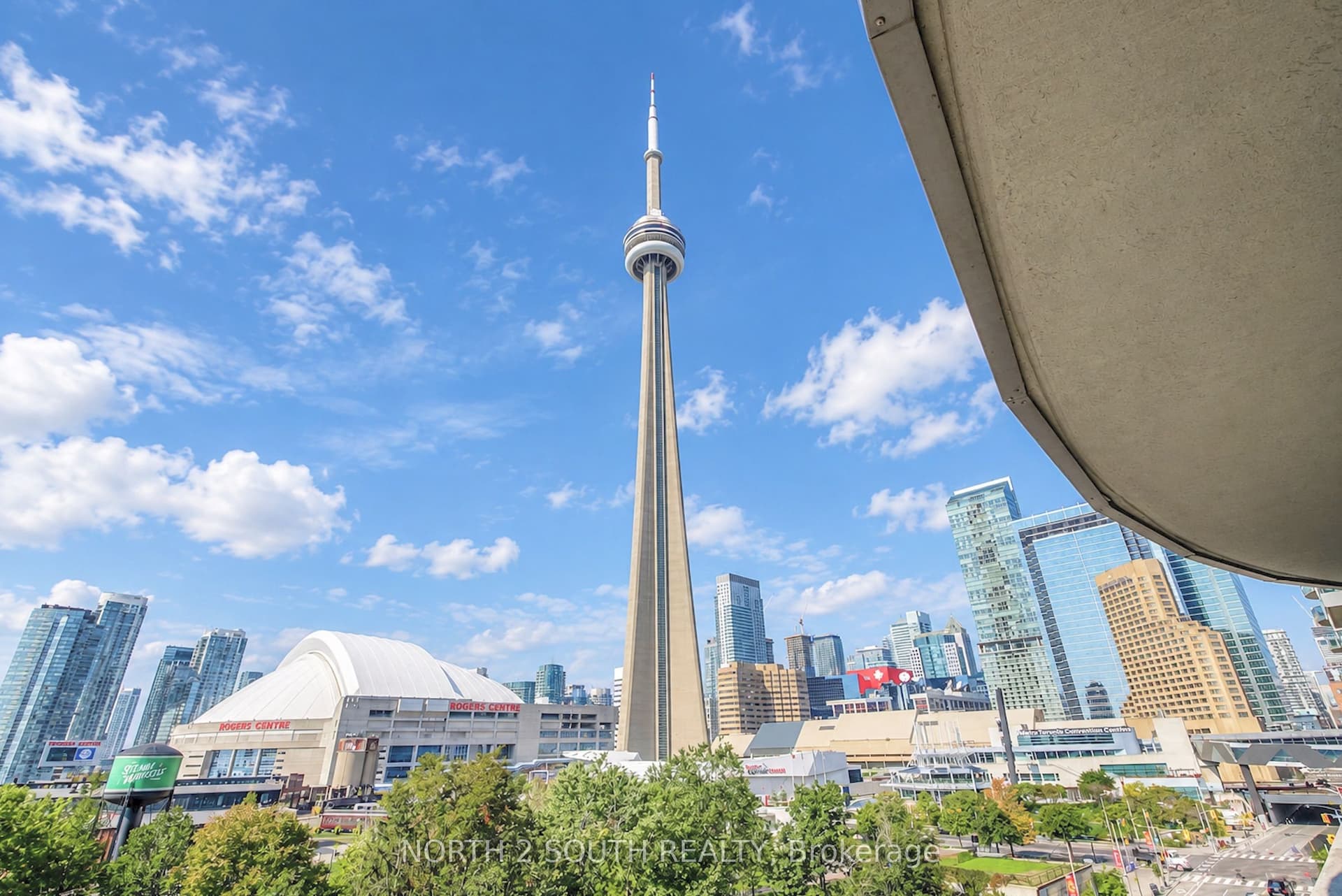 Suite 712 · Floor 7, Unit 712 · 25 Lower Simcoe St