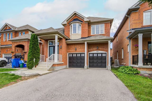 Detached at 23 Horn Street, Whitchurch-Stouffville, ON L4A 0X9