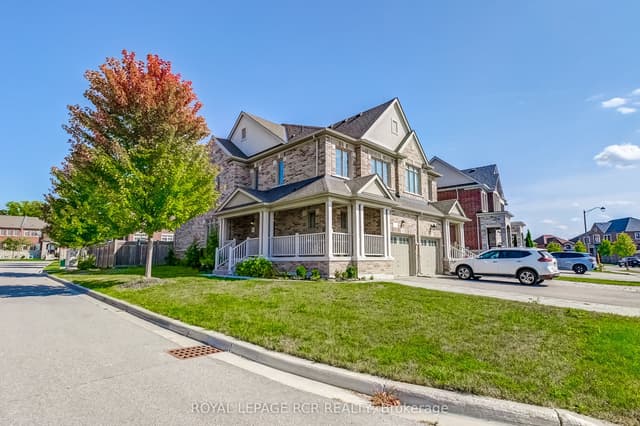 Semi-Detached at 1 Silver Charm Drive, East Gwillimbury, ON L9N 0S5