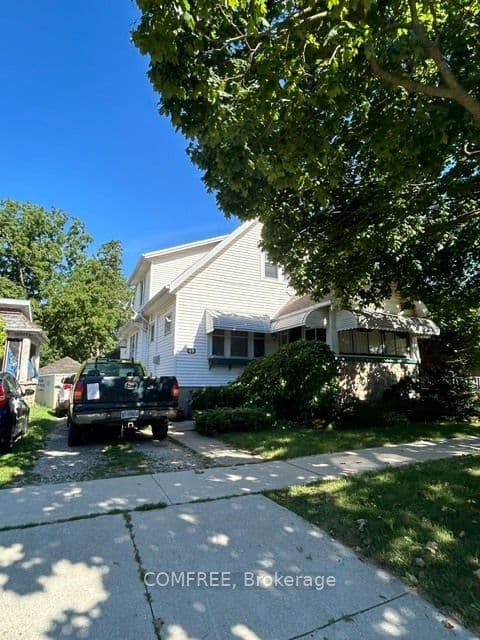 Detached at 49 Talbot Street E, Chatham-Kent, ON N0P 1A0