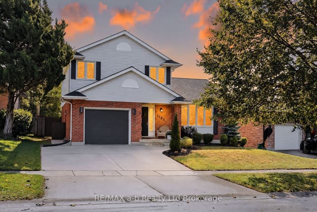 Detached at 1182 Sprucedale Road, Woodstock, ON N4S 8T6