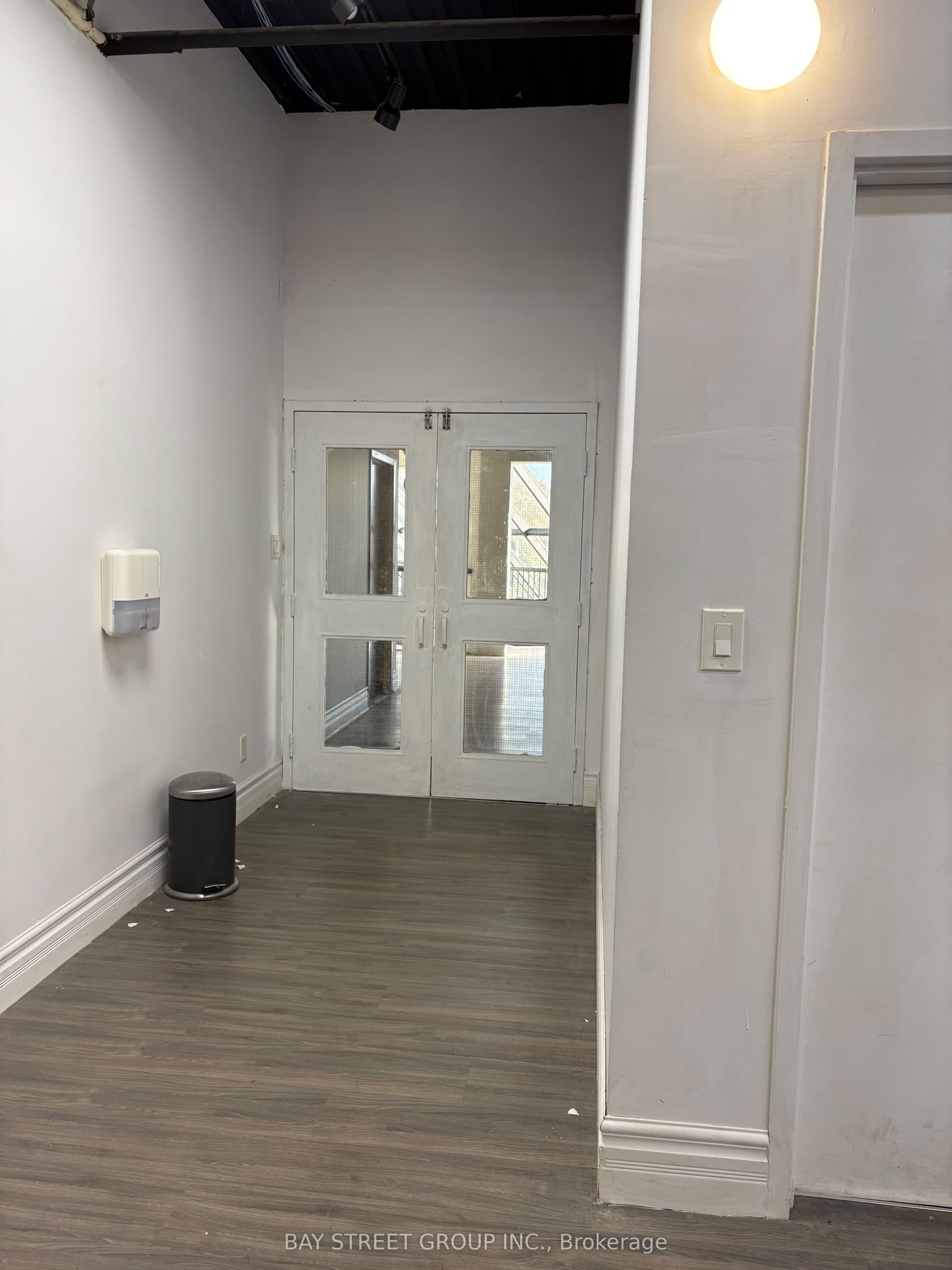 Unit 2nd FL B, Unit 2nd FL B · 20 East Beaver Creek Rd