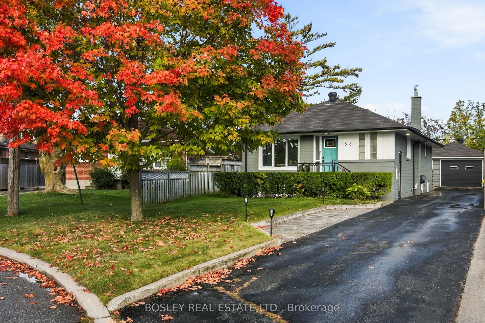 56 Christina Cres