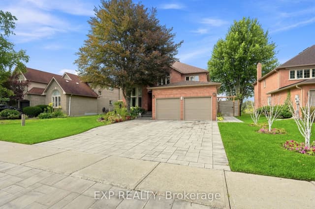 Detached at 655 Culler Mews, Newmarket, ON L3X 1V8