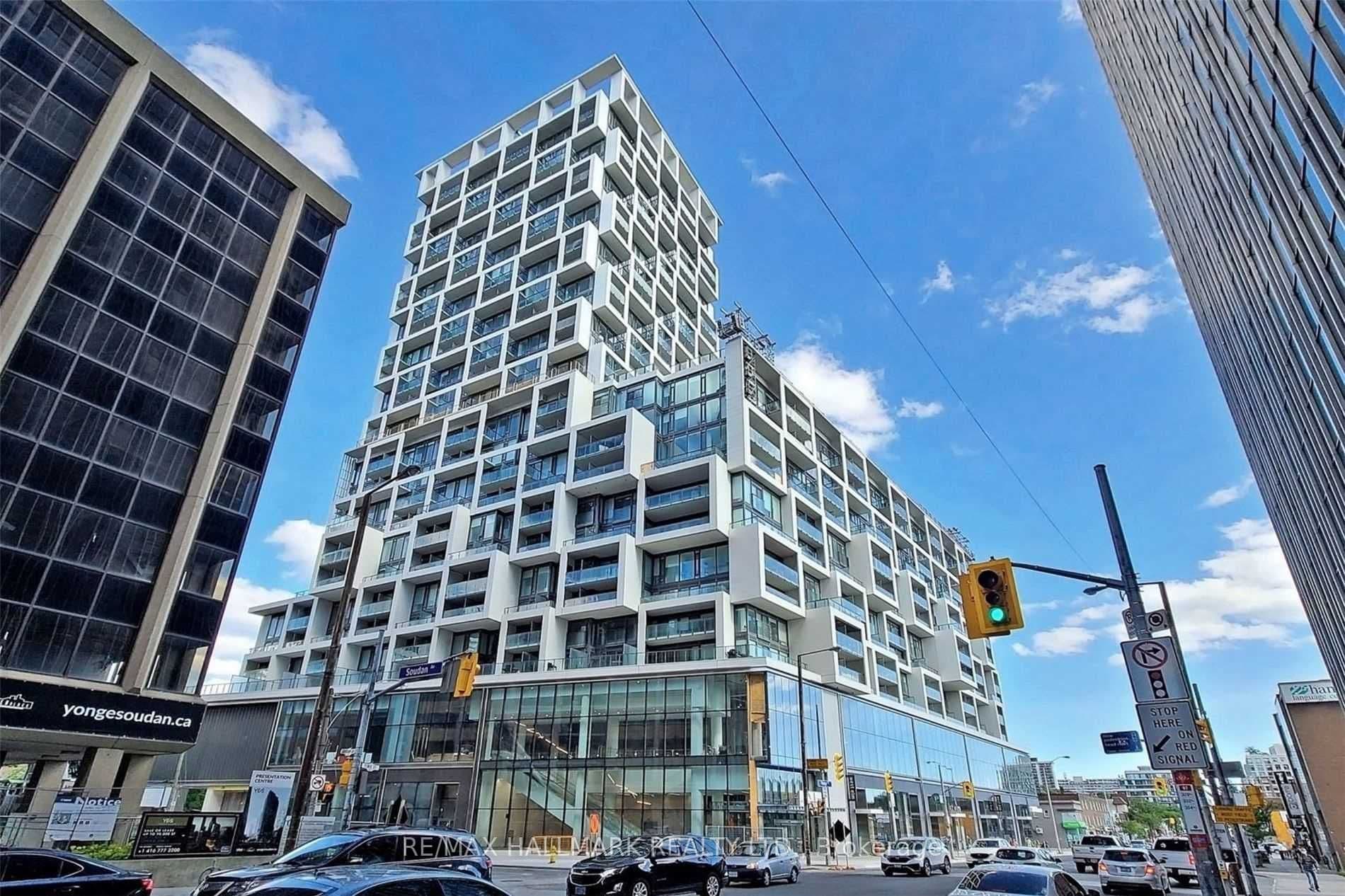 Suite 707 · Floor 7, Unit 707 · 5 Soudan Ave