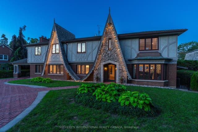 Detached at 787 Simcoe Street N, Oshawa, ON L1G 4V9