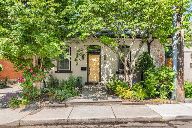 Semi-Detached at 18 Pearl Street S, Hamilton, ON L8P 3W5