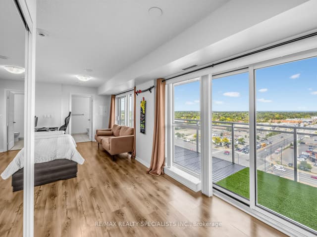 Condo Apartment at 215 Queen Street E 1501, Brampton, ON L6W 0A9
