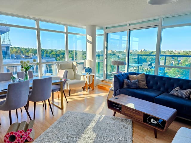 Condo Apartment at 18 Harding Boulevard 907, Richmond Hill, ON L4C 0T3