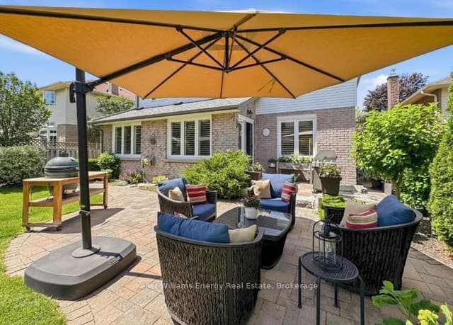 Detached at 760 Sundance Circle, Oshawa, ON L1J 8B7