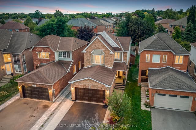 Detached at 145 Eaton Street, Halton Hills, ON L7G 5V5