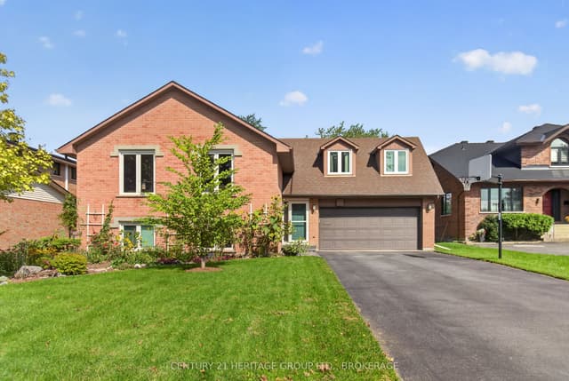 Detached at 23 Old Oak Road, Kingston, ON K7M 7C3