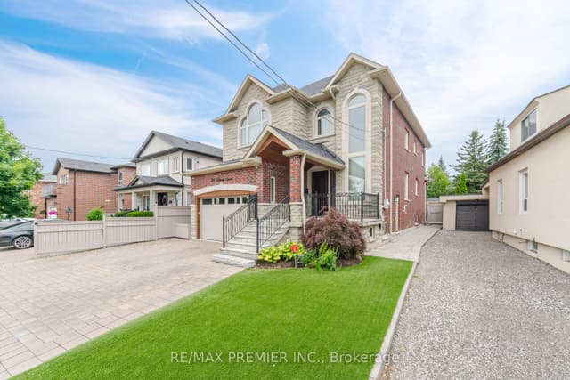 Detached at 28 Ellerby Square N, Vaughan, ON L4L 1N1