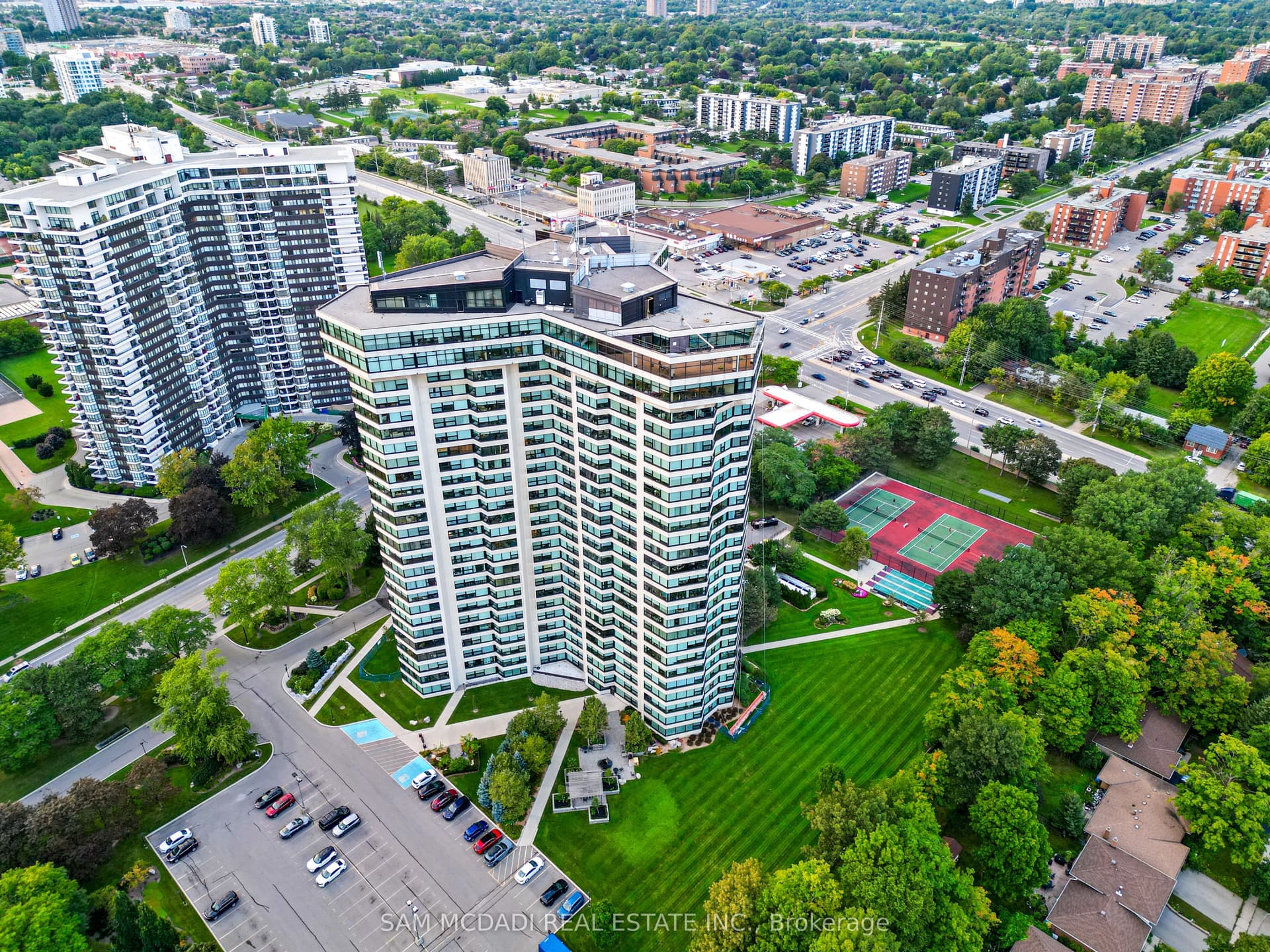 Suite 1007 · Floor 10, Unit 1007 · 1300 Bloor St