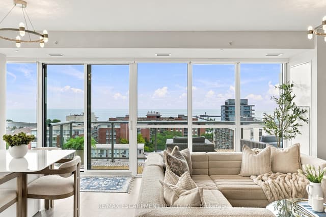 Condo Apartment at 8 Ann Street 902, Mississauga, ON L5G 3E6
