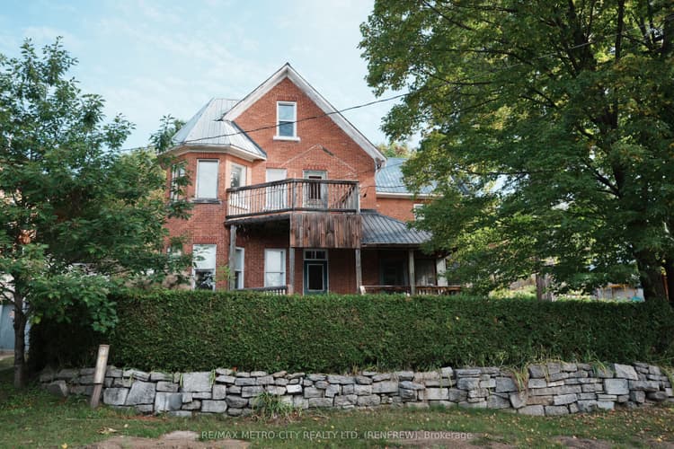 193 Oak Street